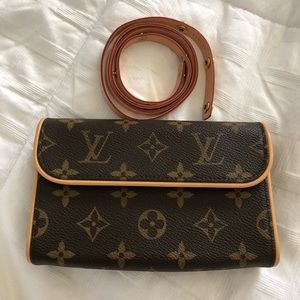Louis Vuitton Florentine Bum Bag XS